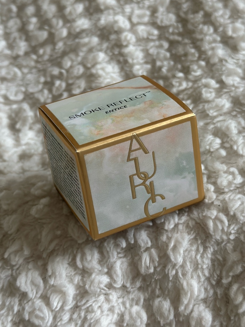 auric smoke reflect ‘entice’